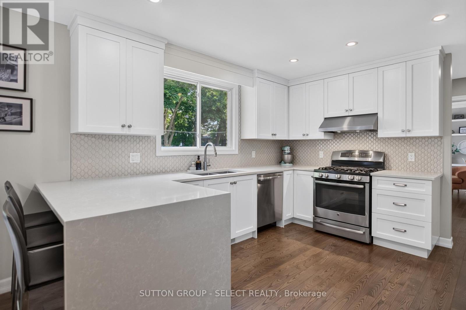 25 HAVENRIDGE CRESCENT - Image 13