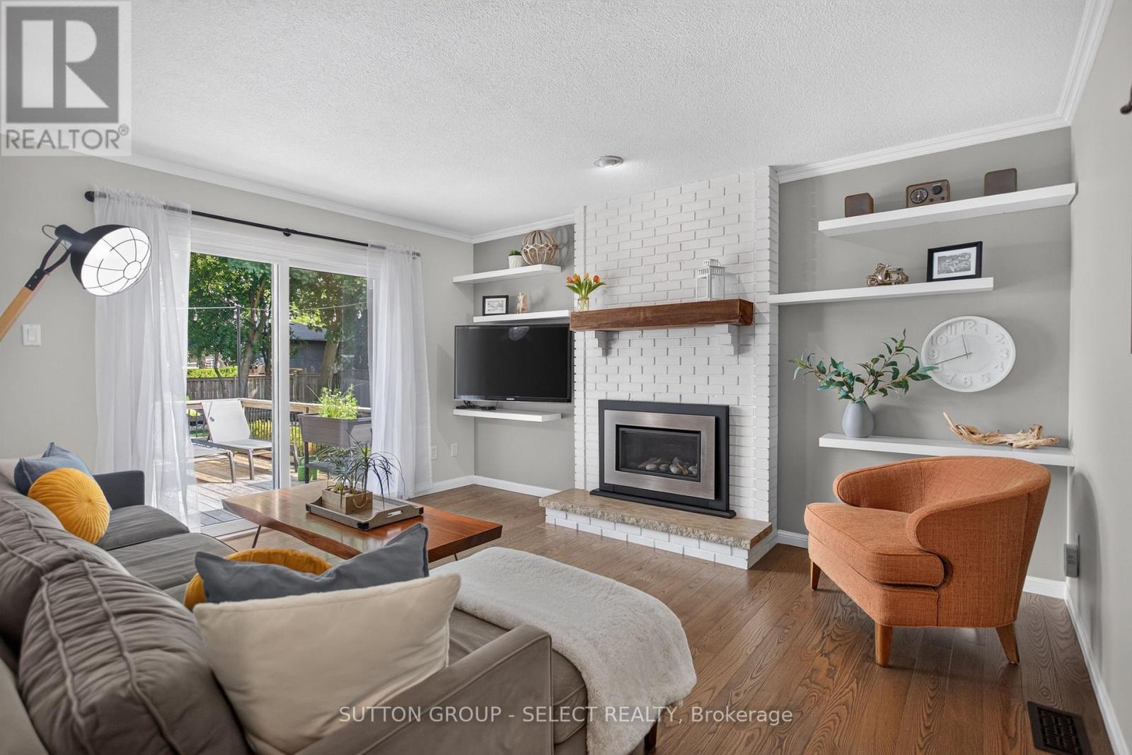 25 HAVENRIDGE CRESCENT - 16