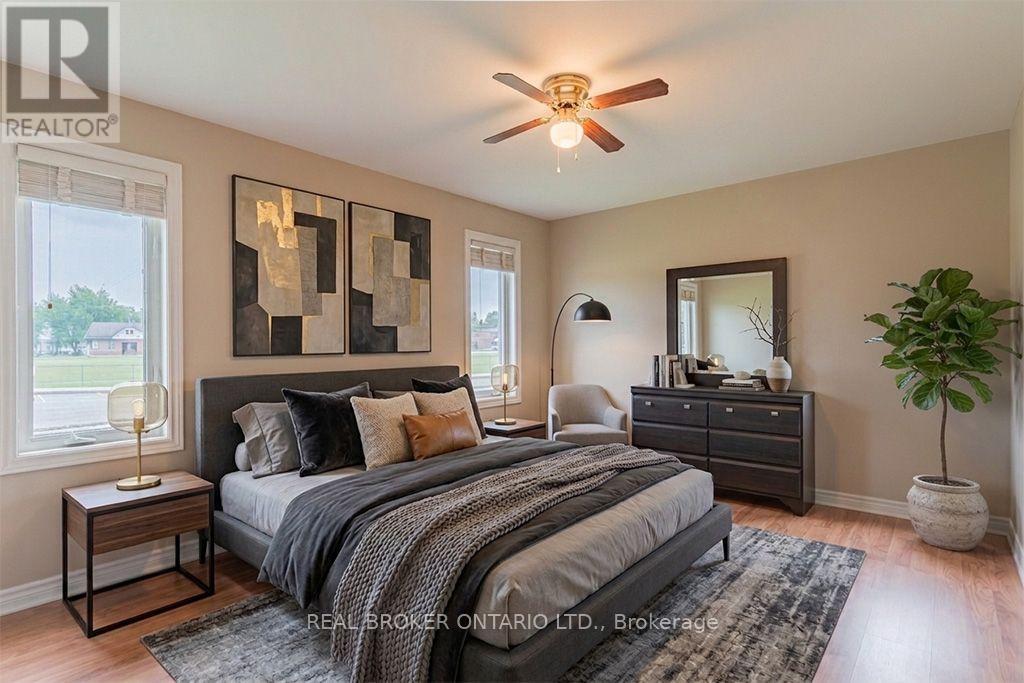 #103 32 LA CROISEE STREET - Image 16