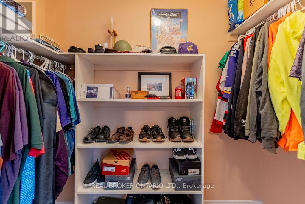 #103 32 LA CROISEE STREET - 18