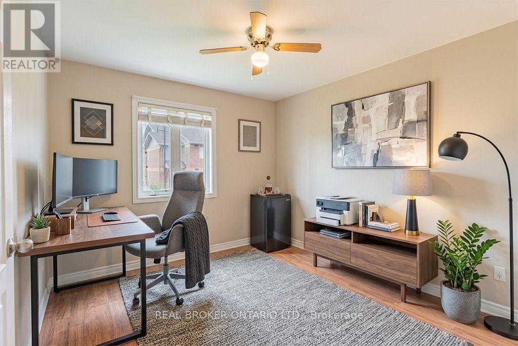 #103 32 LA CROISEE STREET - Image 19