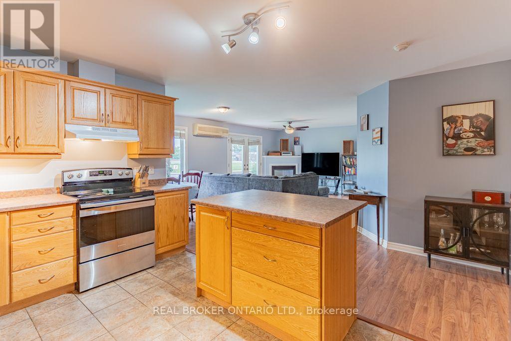 #103 32 LA CROISEE STREET - 7