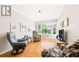 19 Pine Needles Court, Ottawa, ON K2S1G5 Photo 17
