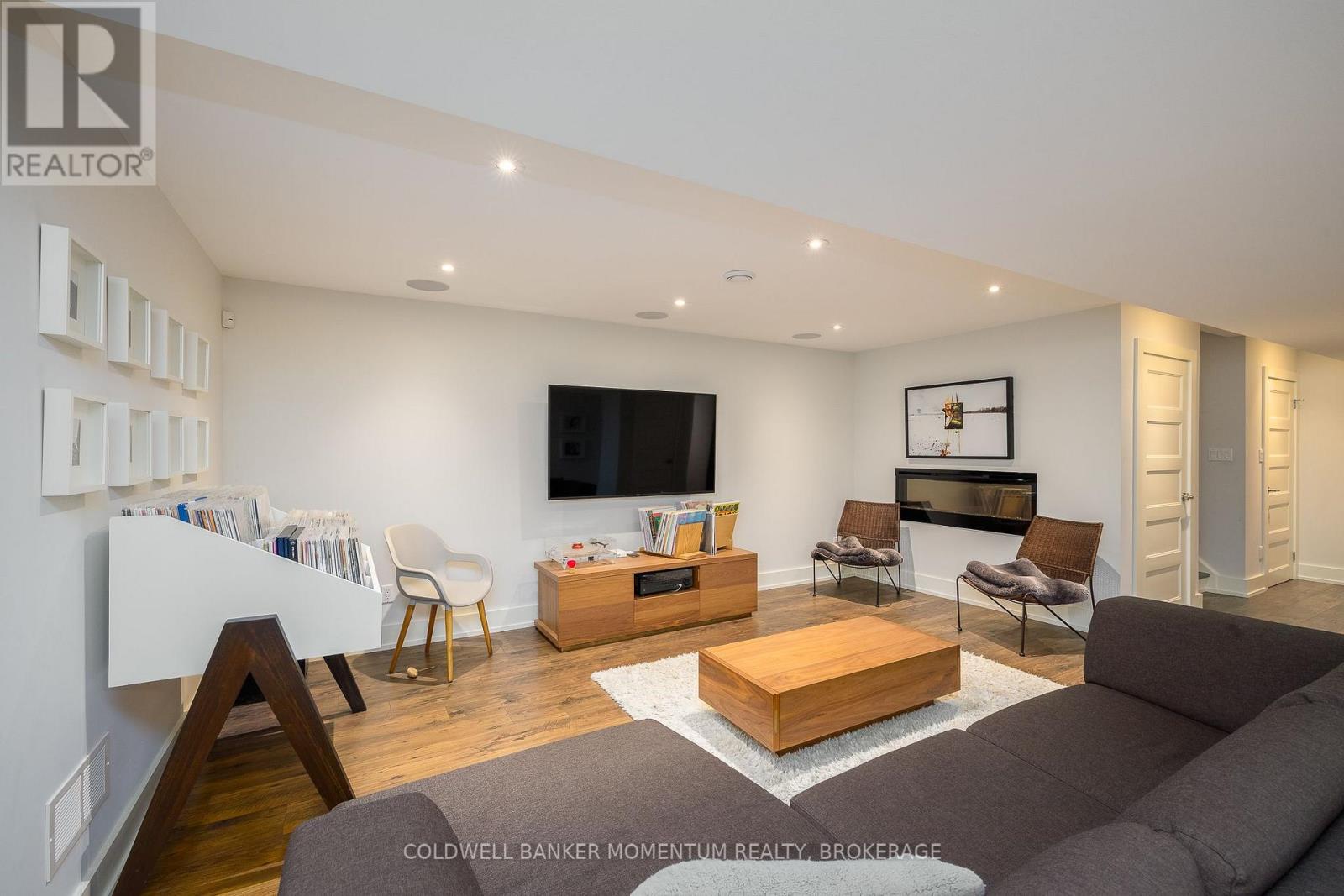 15 VIRGINIA STREET - Image 34