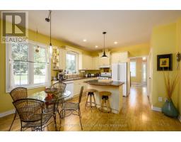 15 Virginia Street, Welland, ON L3C7A5 Photo 16