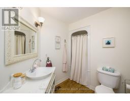 15 Virginia Street, Welland, ON L3C7A5 Photo 28