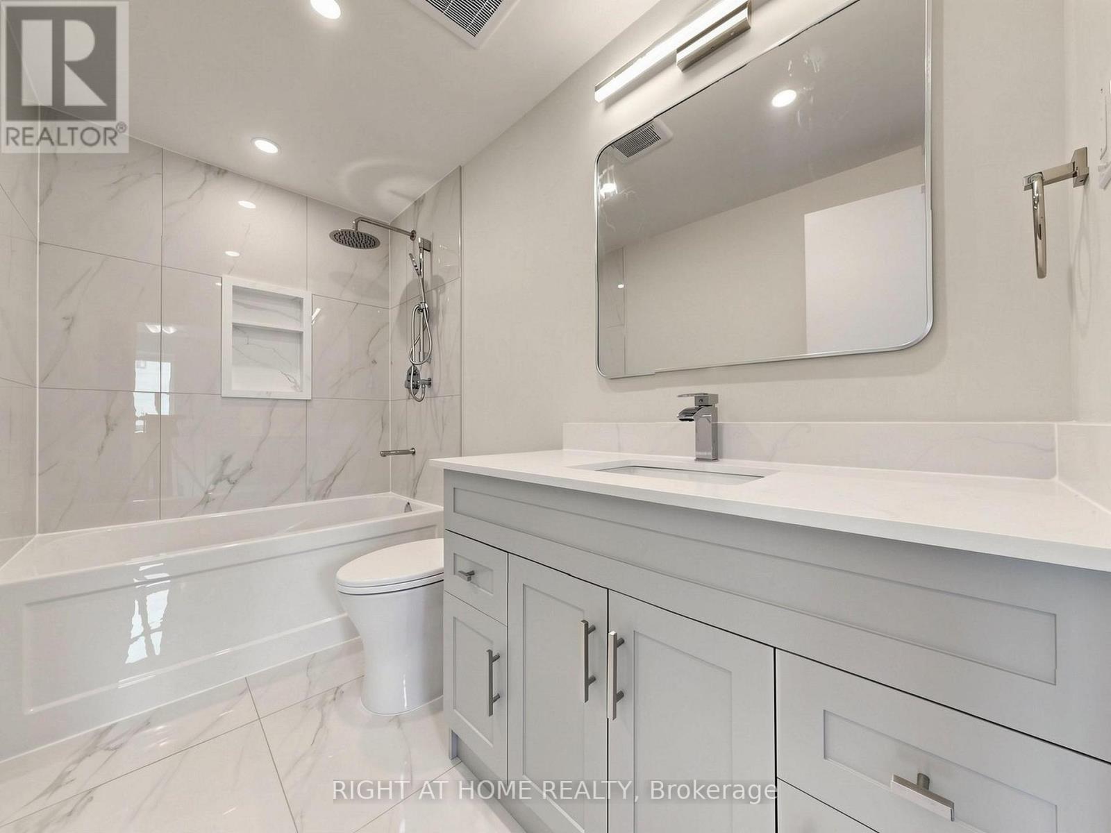1332 FENELON CRESCENT - 17