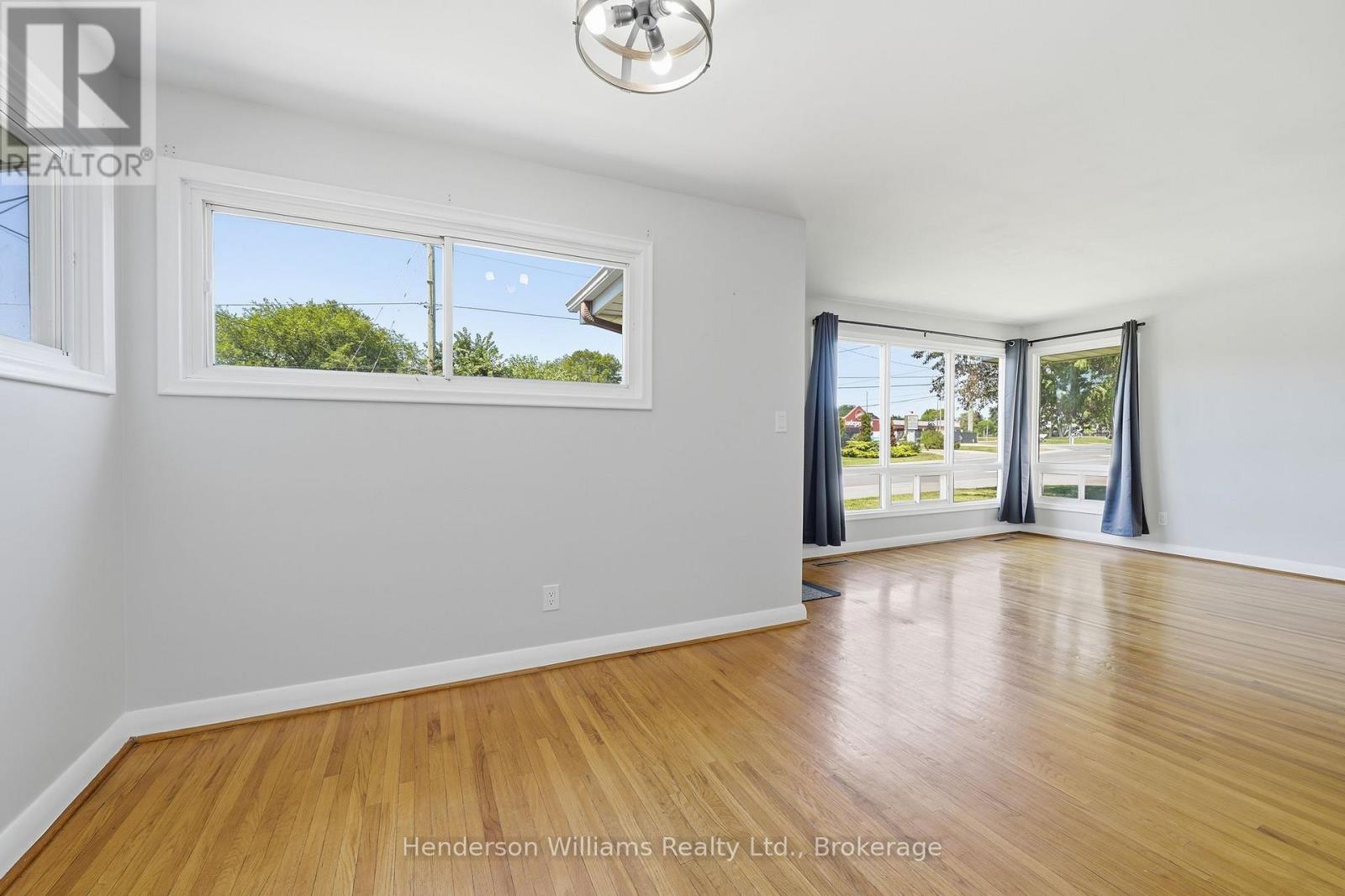 127 HERCHIMER AVENUE - Image 13