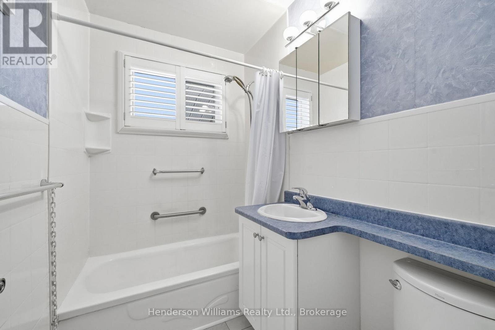 127 HERCHIMER AVENUE - 21