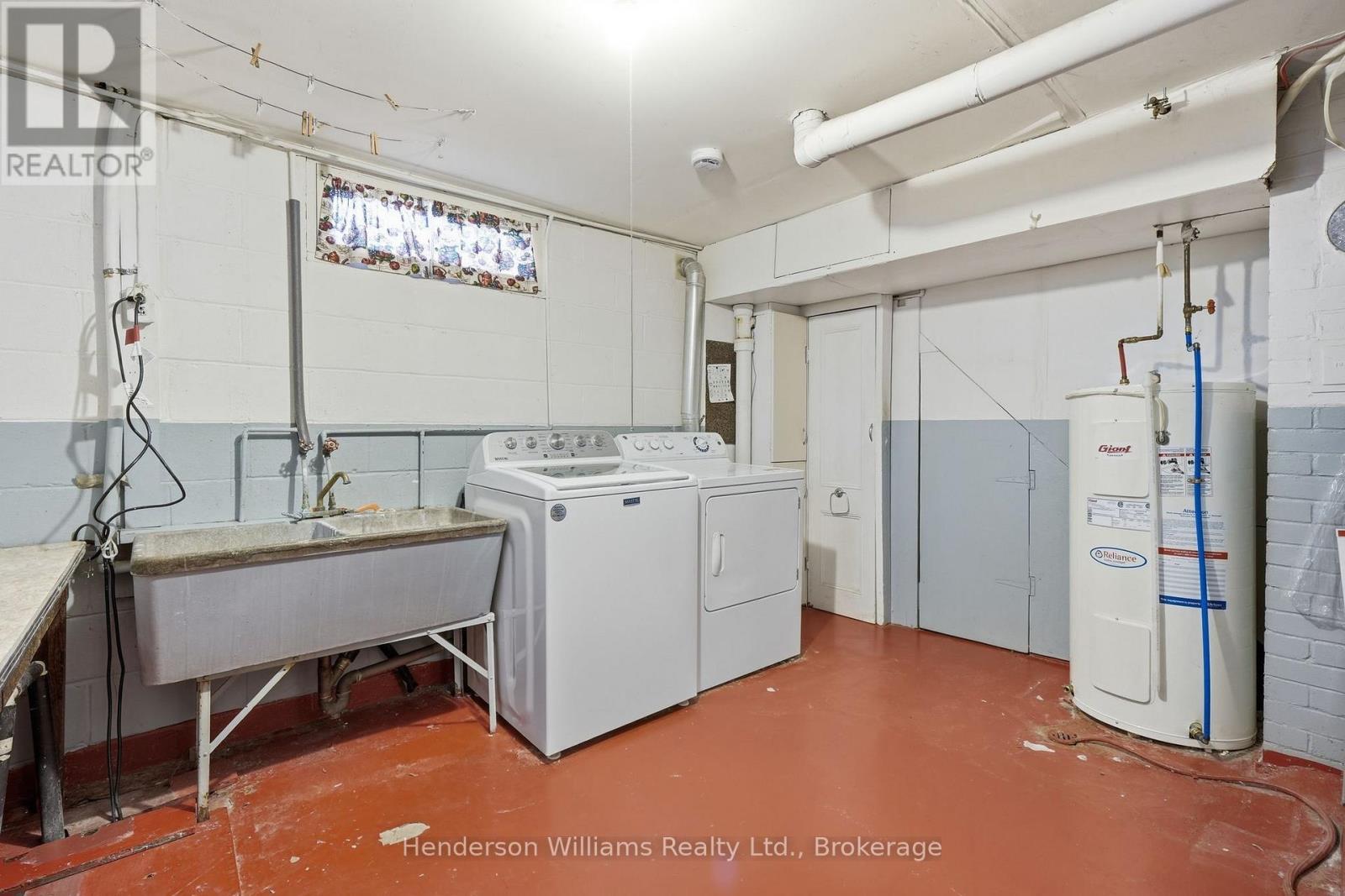 127 HERCHIMER AVENUE - 29