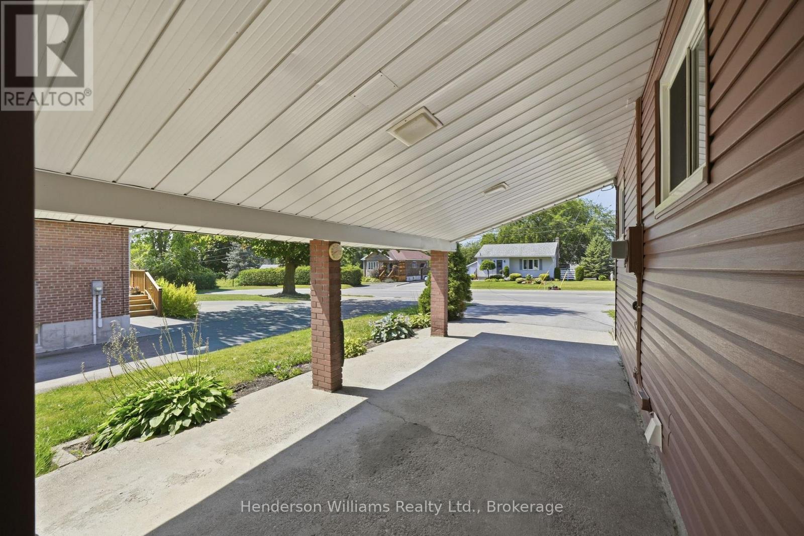 127 HERCHIMER AVENUE - Image 32