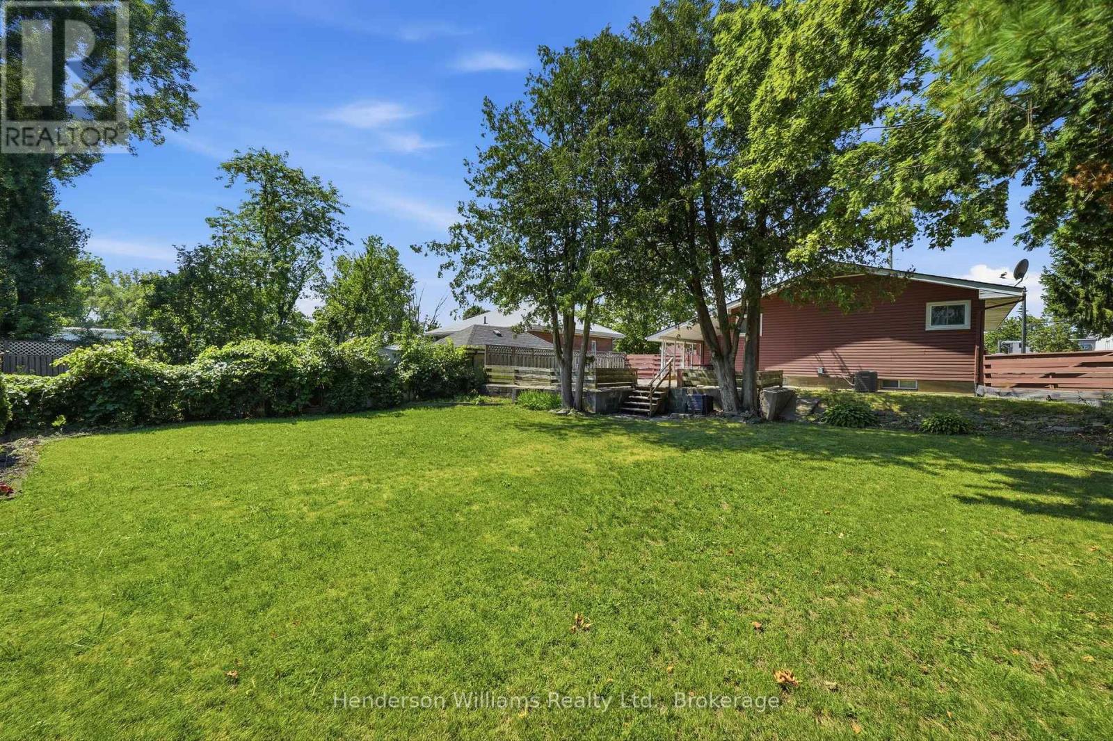 127 HERCHIMER AVENUE - Image 43