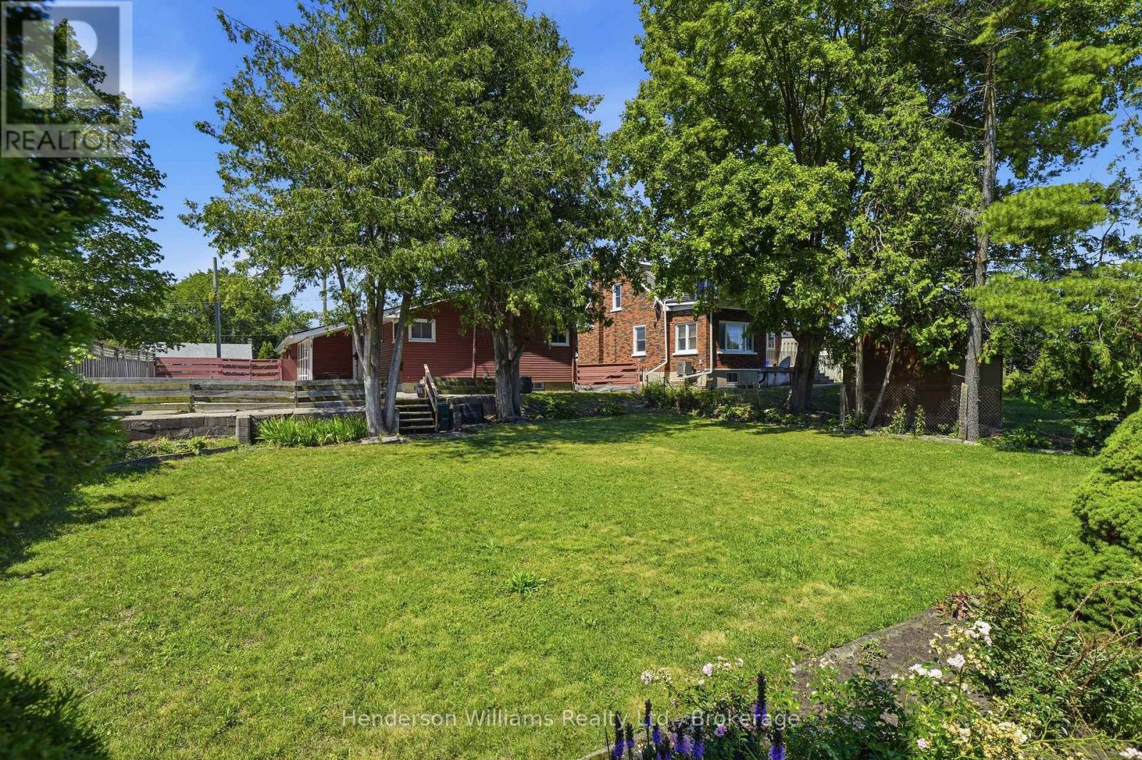 127 HERCHIMER AVENUE - Image 47