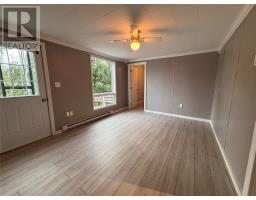 11 Hinks Lane thumbnail 5
