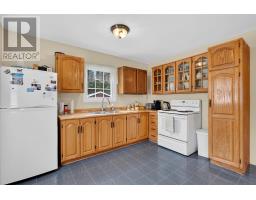 351 Swansea Road thumbnail 16