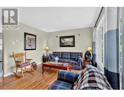 351 Swansea Road thumbnail 22