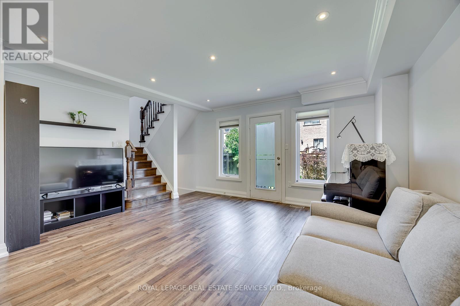 #15 2189 POSTMASTER DRIVE - 19