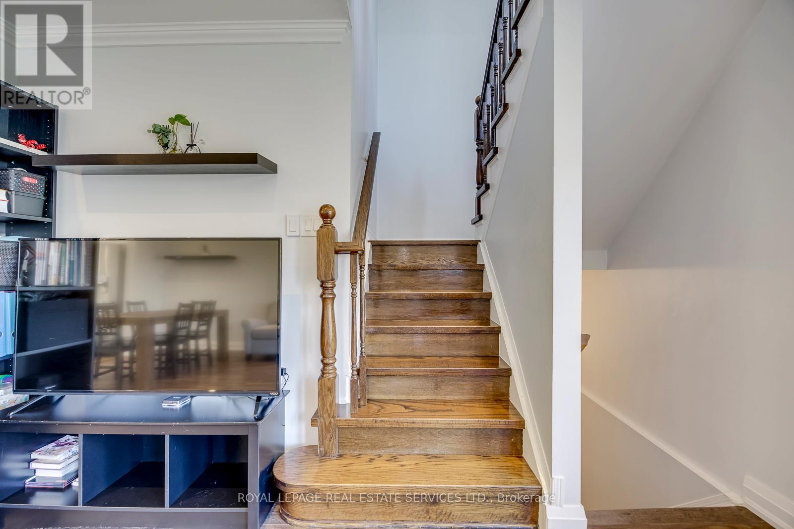#15 2189 POSTMASTER DRIVE - 26