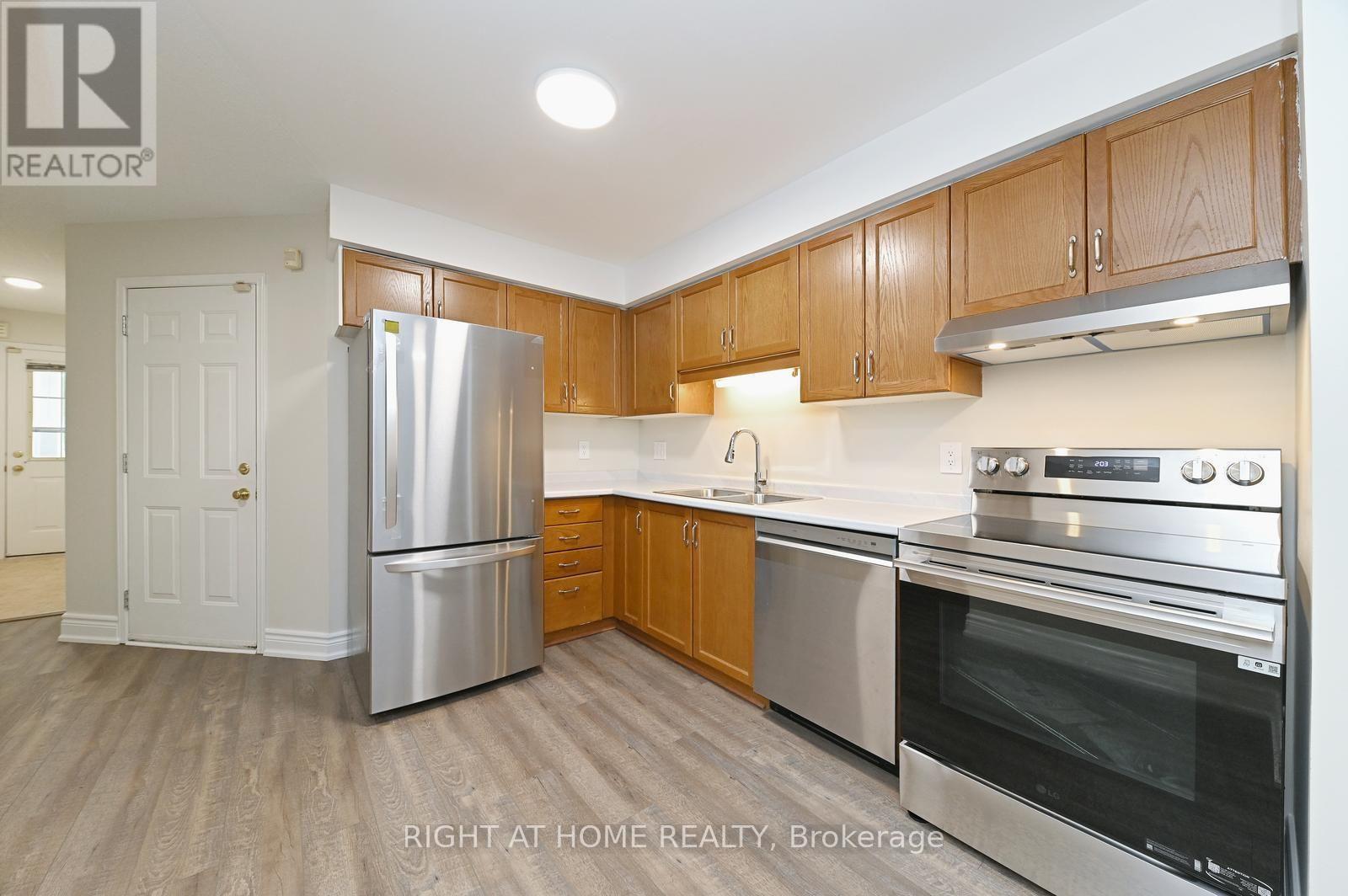 #58 1055 GORDON STREET - 11