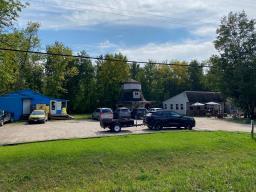 1 Poirier Street, Albert Beach, MB R0E2C0 Photo 32