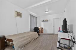 712 Martin Avenue E, Winnipeg, MB R2L0Z9 Photo 6