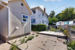 712 Martin Avenue E, Winnipeg, MB R2L0Z9 Photo 10