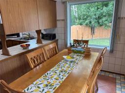 103 Pear Tree Bay, Winnipeg, MB R2N1S7 Photo 12