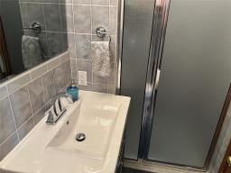 103 Pear Tree Bay, Winnipeg, MB R2N1S7 Photo 24