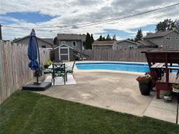 103 Pear Tree Bay, Winnipeg, MB R2N1S7 Photo 48