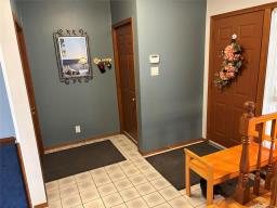Recreation room - 103 Pear Tree Bay, Winnipeg, MB R2N1S7 Photo 7
