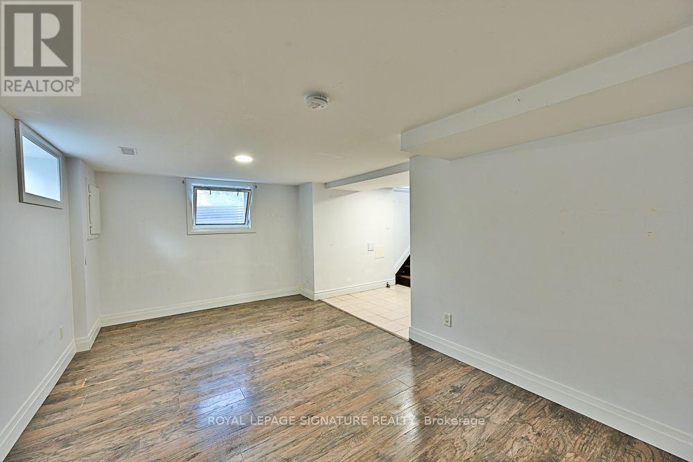 102 CENTRAL PARK BOULEVARD N - 34