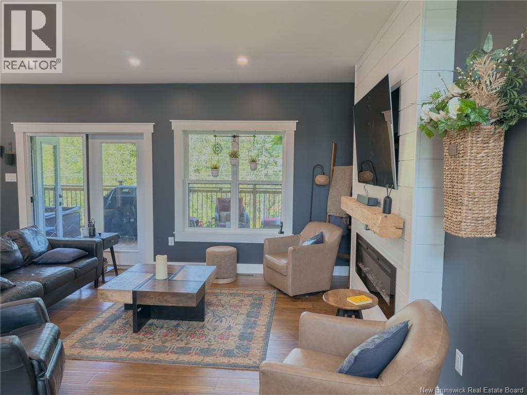 72 Longwood Drive - 14