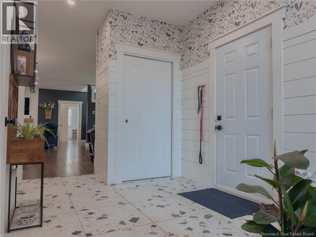 72 Longwood Drive - 25