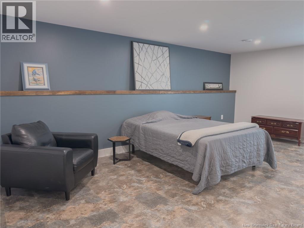 72 Longwood Drive - 33