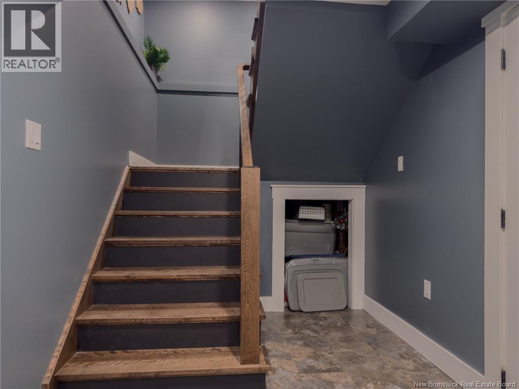72 Longwood Drive - 39