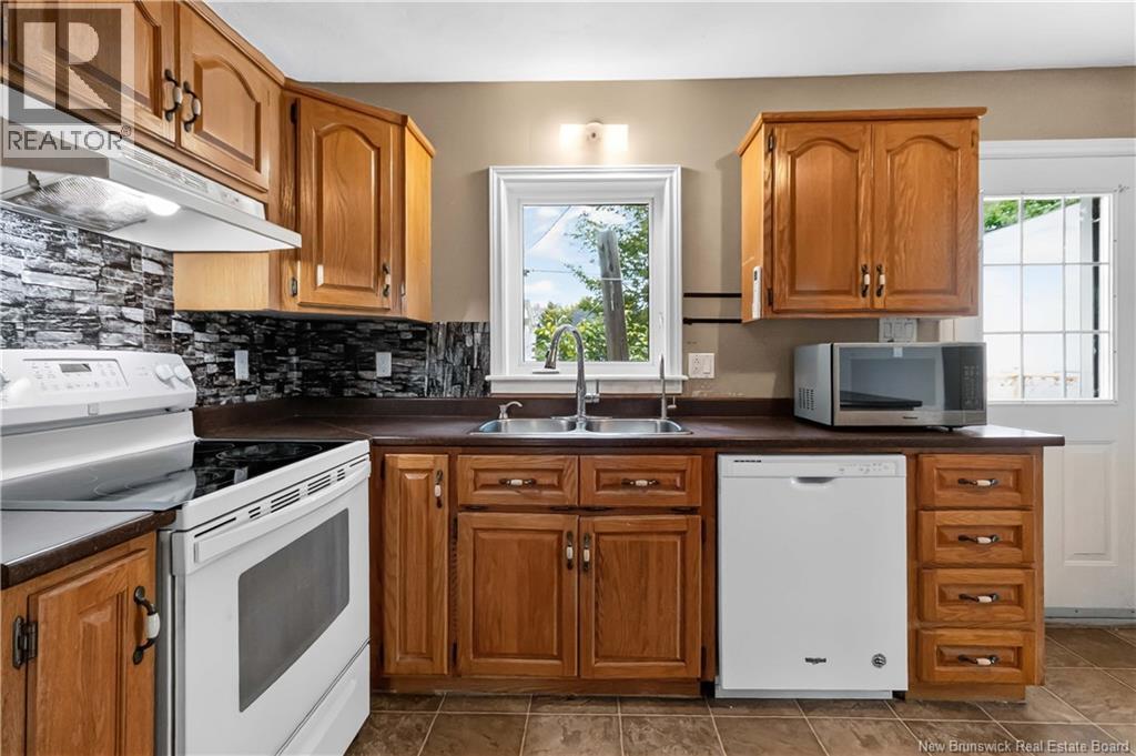 49 Goldsboro Avenue - 24
