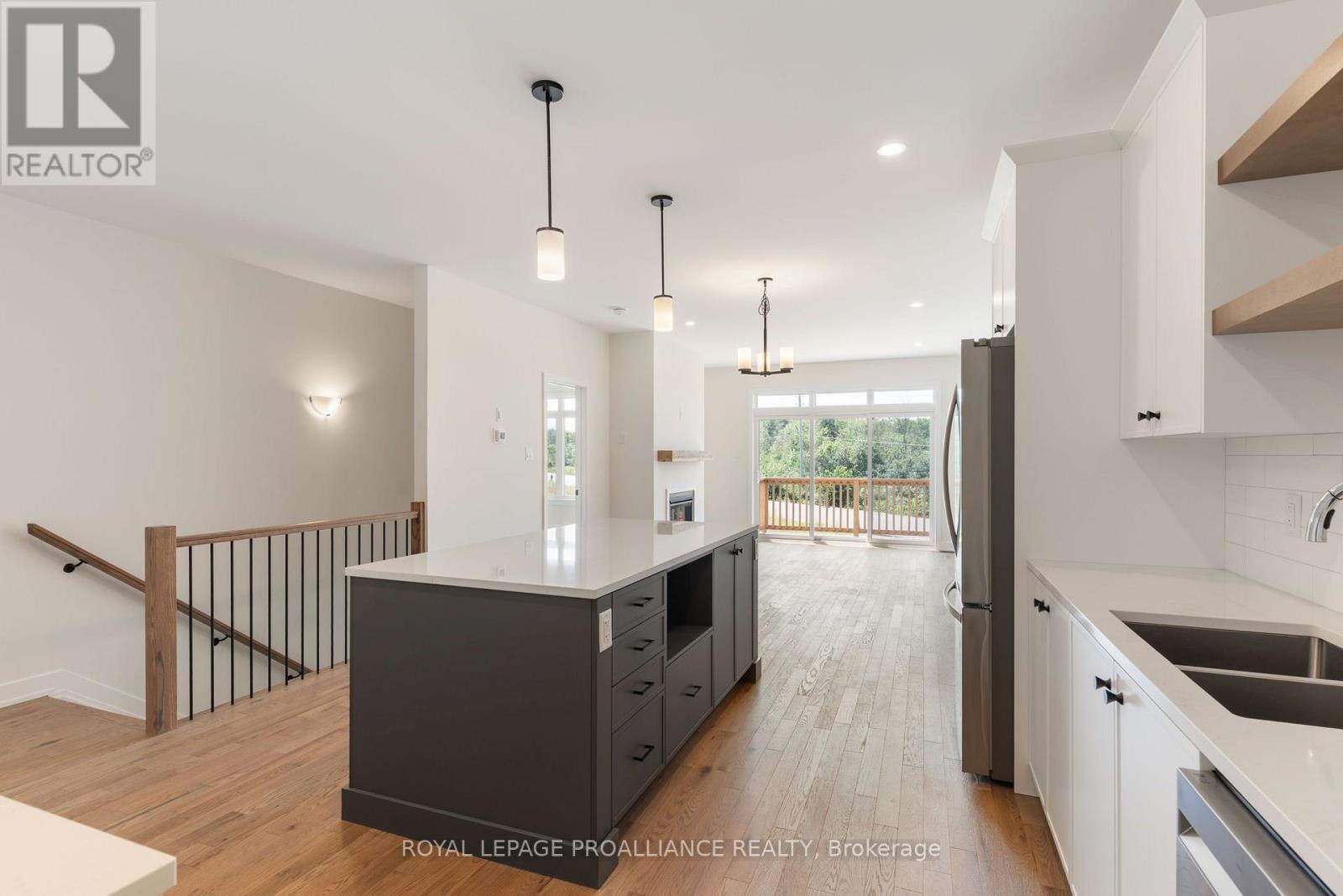 1076 MOORE STREET - Image 22