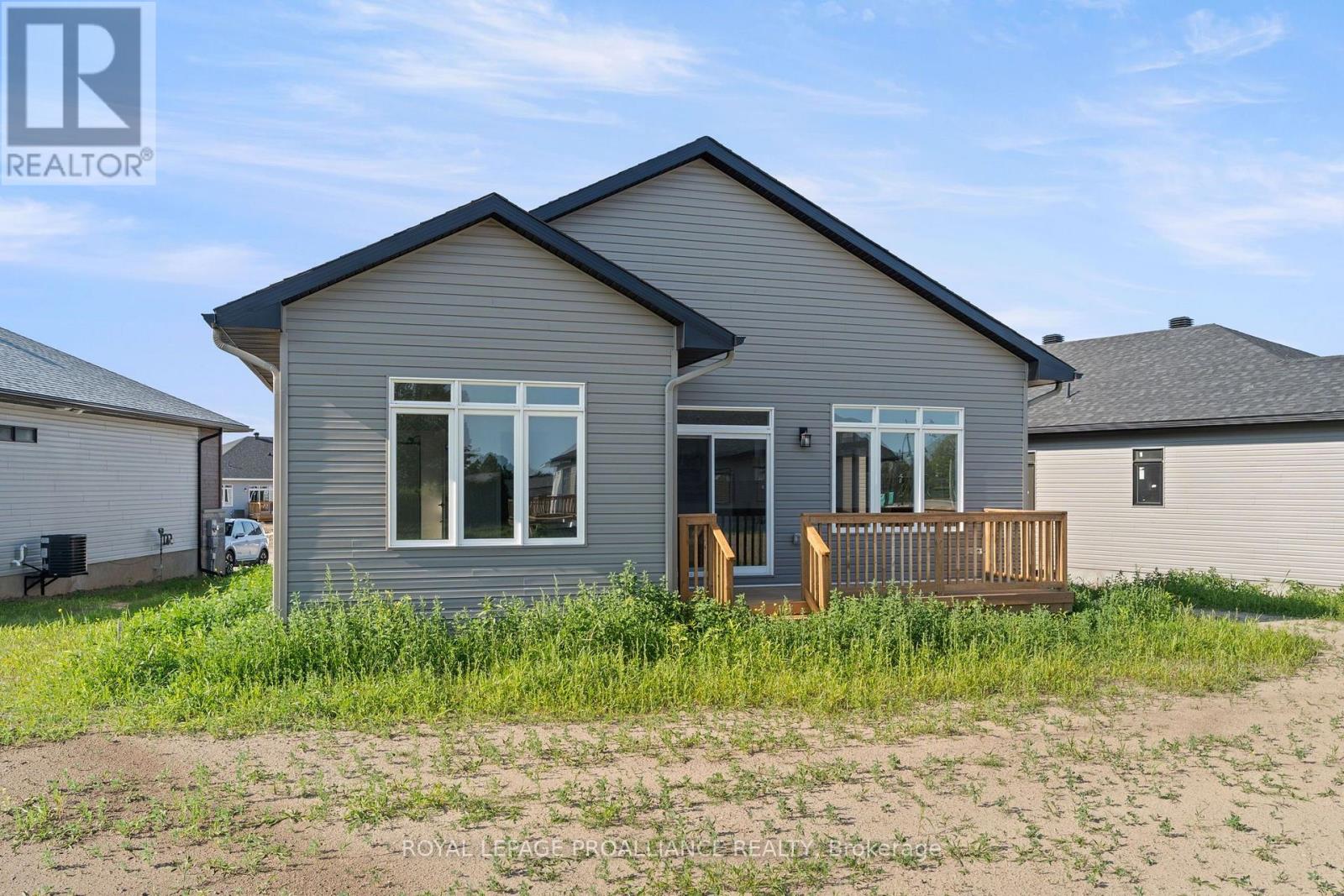 1054 TURNER DRIVE - 45
