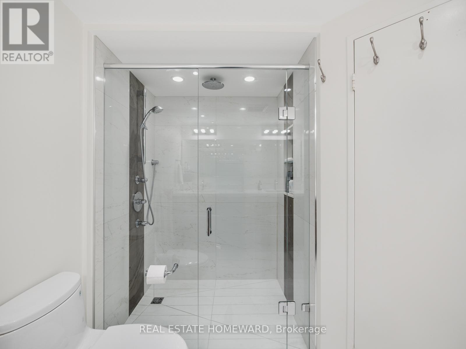 #311 20 GUILDWOOD PARKWAY - 28