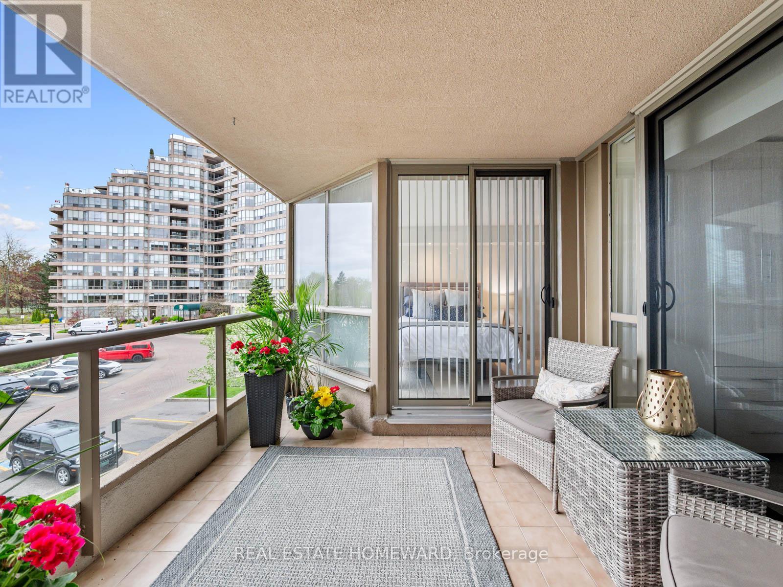 #311 20 GUILDWOOD PARKWAY - 33