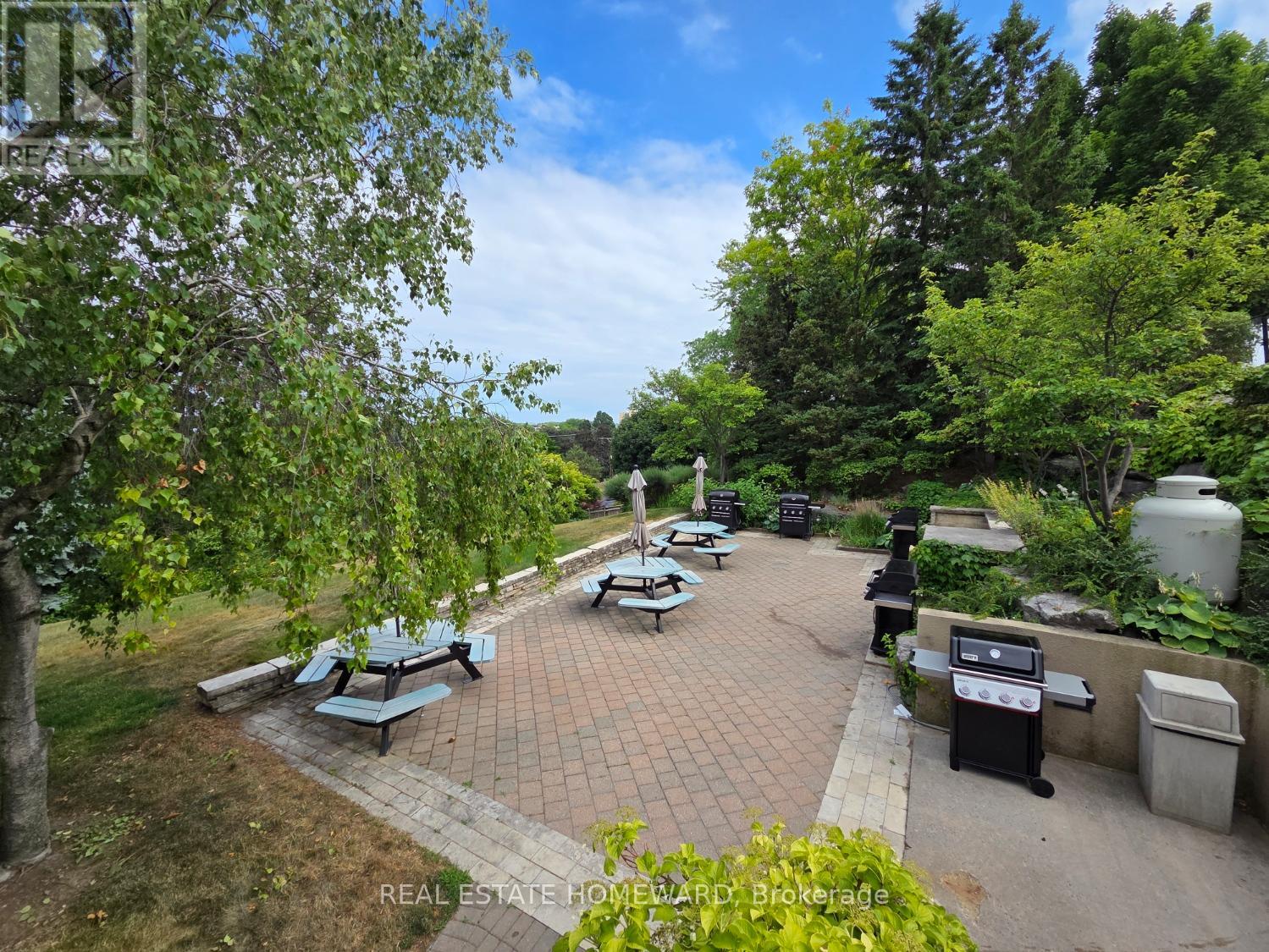 #311 20 GUILDWOOD PARKWAY - 38