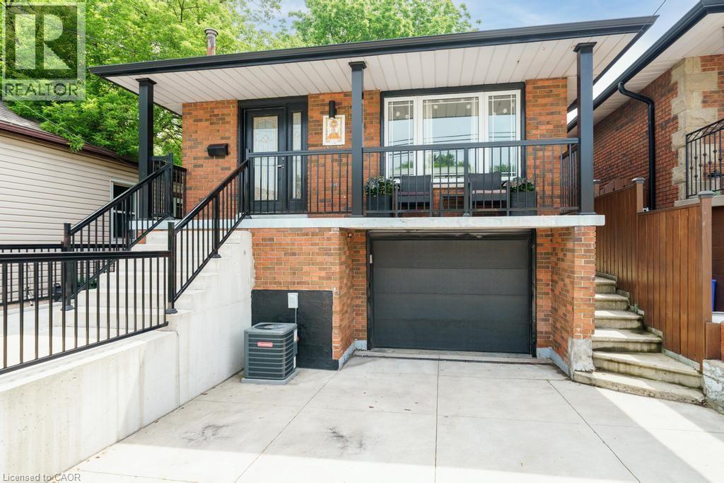 494 FERGUSON Avenue N, Hamilton — photo 2