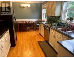 41 Park Drive thumbnail 3