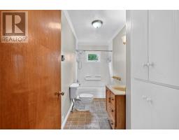 253 Water Street thumbnail 15