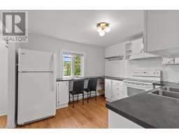 429 Southside Road thumbnail 6