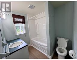 2 Emeraldville Extension thumbnail 5