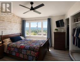 8 Banting Avenue thumbnail 16