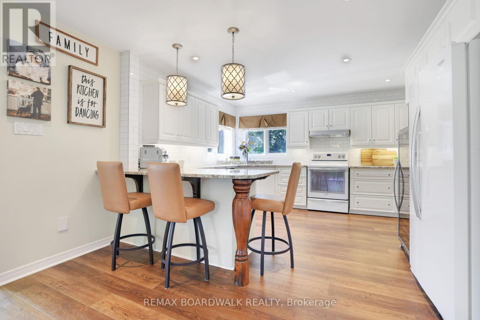 5 Bed, 4 Bath House for Sale in Ottawa – 1375 MARCH VALLEY ROAD MARCH VALLEY ROAD, Ottawa – MLS# X13643312 - Image 11