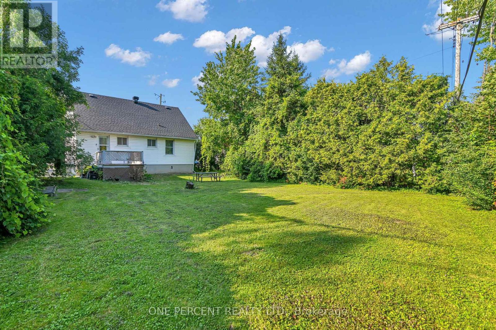 4 Bed, 1 Bath House for Sale in Ottawa – 36 ARGUE DRIVE, Ottawa – MLS# X13643336 - Image 33