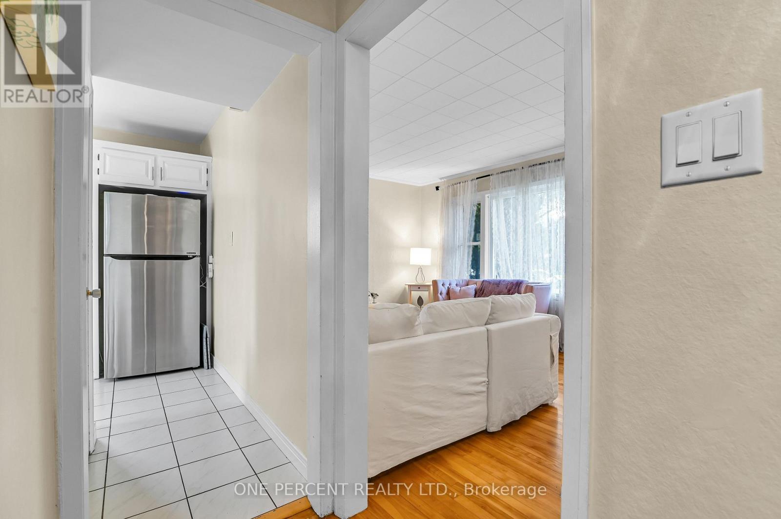 4 Bed, 1 Bath House for Sale in Ottawa – 36 ARGUE DRIVE, Ottawa – MLS# X13643336 - Image 9